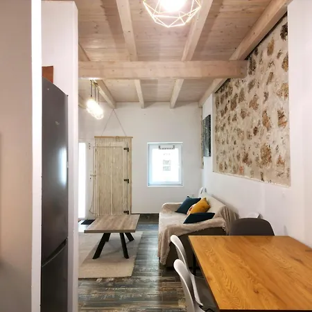 Casa Charisma *