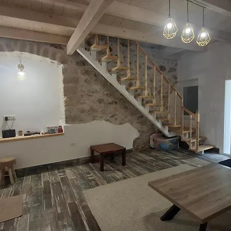 Semesterbostad Casa Charisma